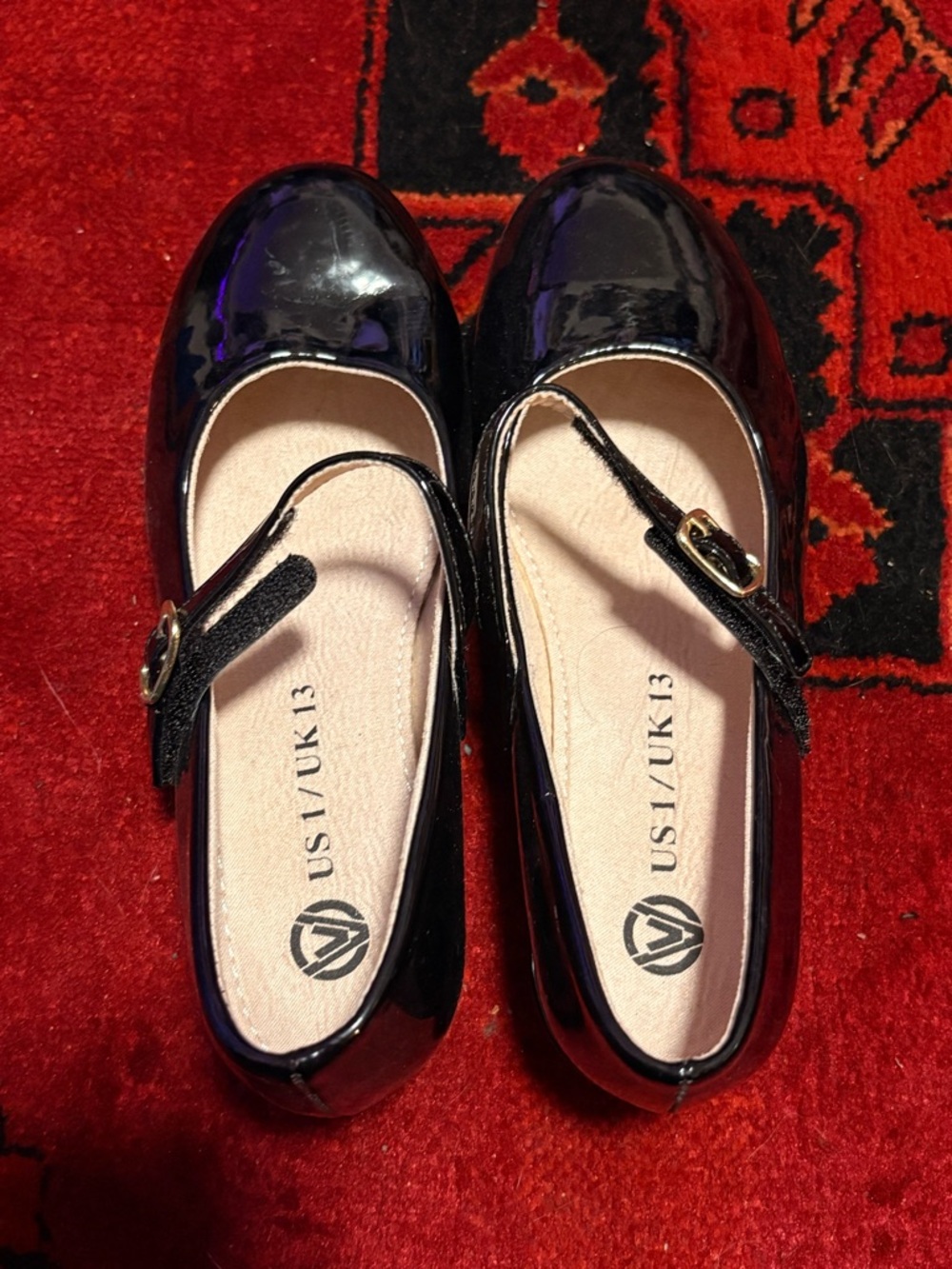 Girls Black Patent Mary Jane Shoes with Buckle Strap, Little Girls Size 1